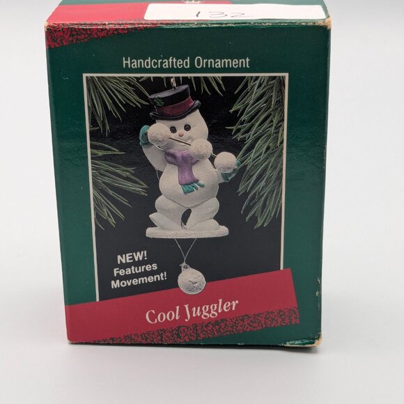 Hallmark Keepsake Cool Juggler 1988, Vintage Snowman Christmas Ornament - Picture 7 of 11